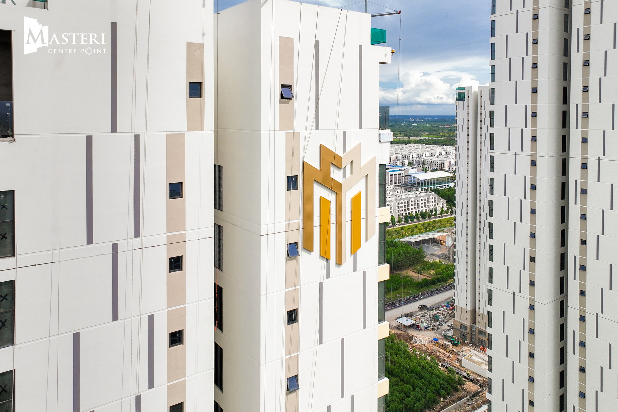 CĂN HỘ MASTERI CENTRE POINT 