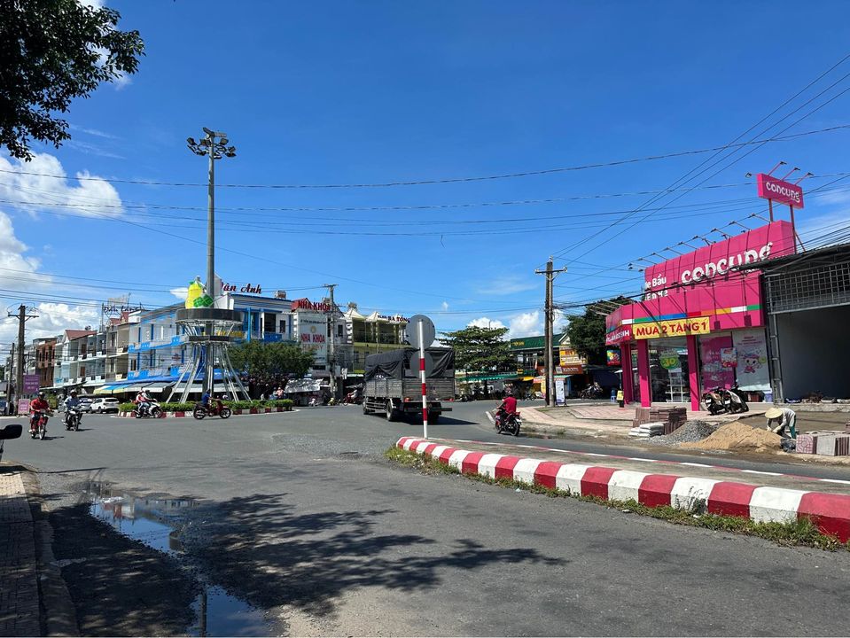 bán đất và nhà 1 tấm đồng tháp ngay chợ