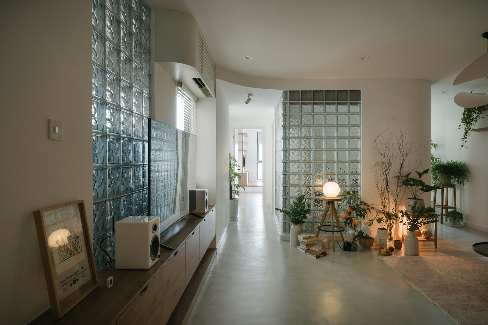 Căn hộ (28) Căn hộ (28)