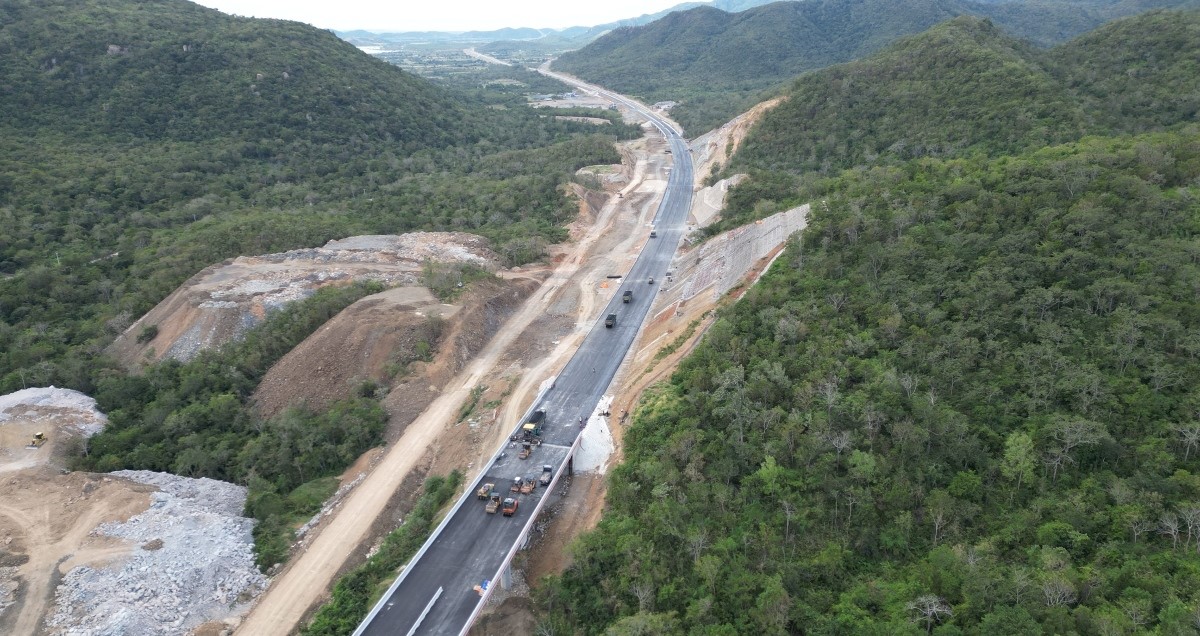 Cao Tốc Cam Lâm Vĩnh Hảo Giúp Hành Trình Sài Gòn Nha Trang Chỉ Còn Hơn 4 Giờ (6)