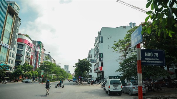 Mua bán nhà mặt phố trên đường Trần Thái Tông