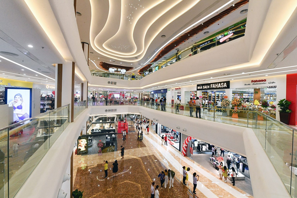 Không gian rộng lớn choáng ngợp của Vincom Mega Mall TP. Thủ Đức