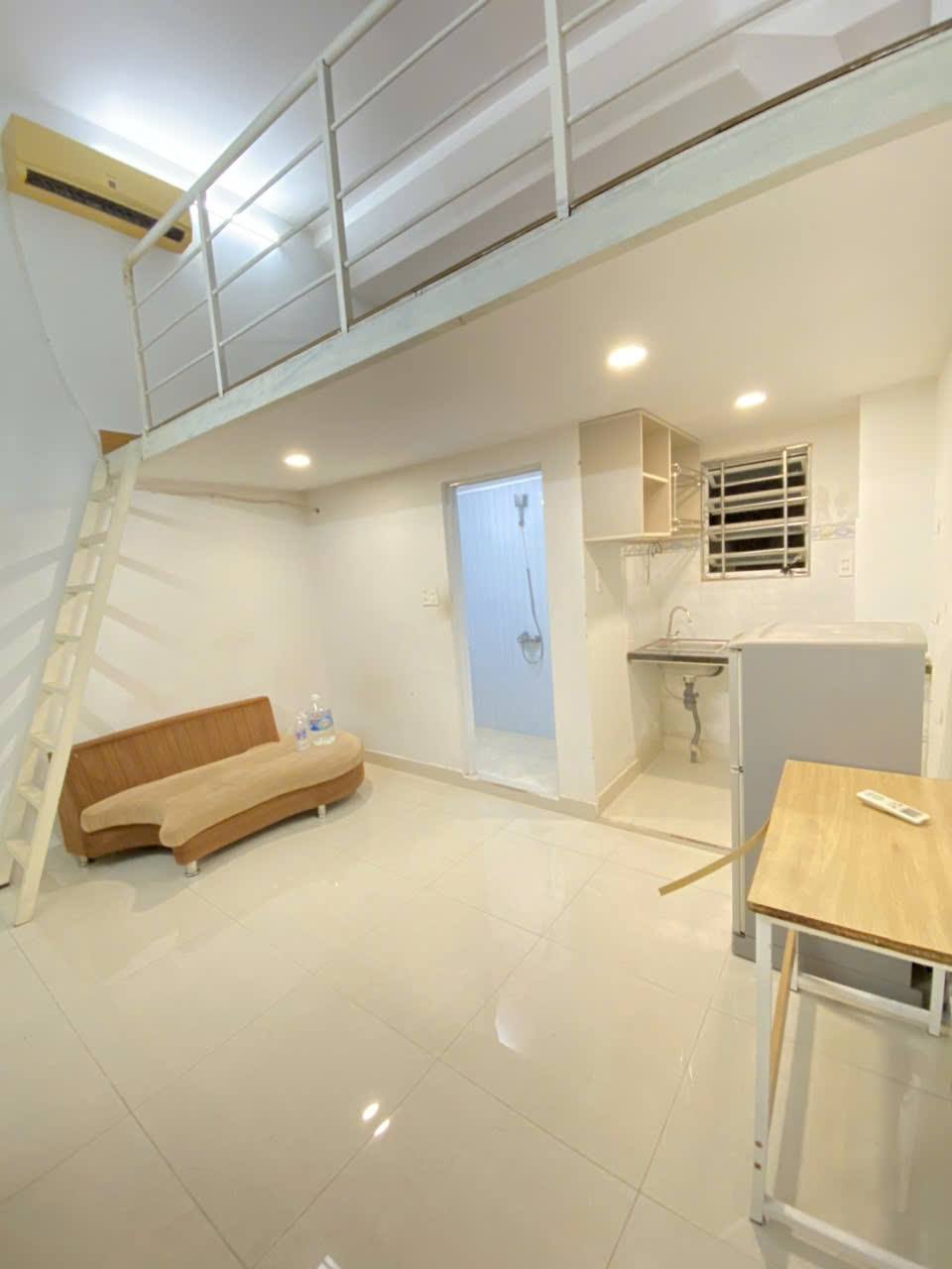 Cho Thuê Phòng Mới 35m² – Có Gác, Máy Lạnh, Thang Máy – Bình Thạnh .