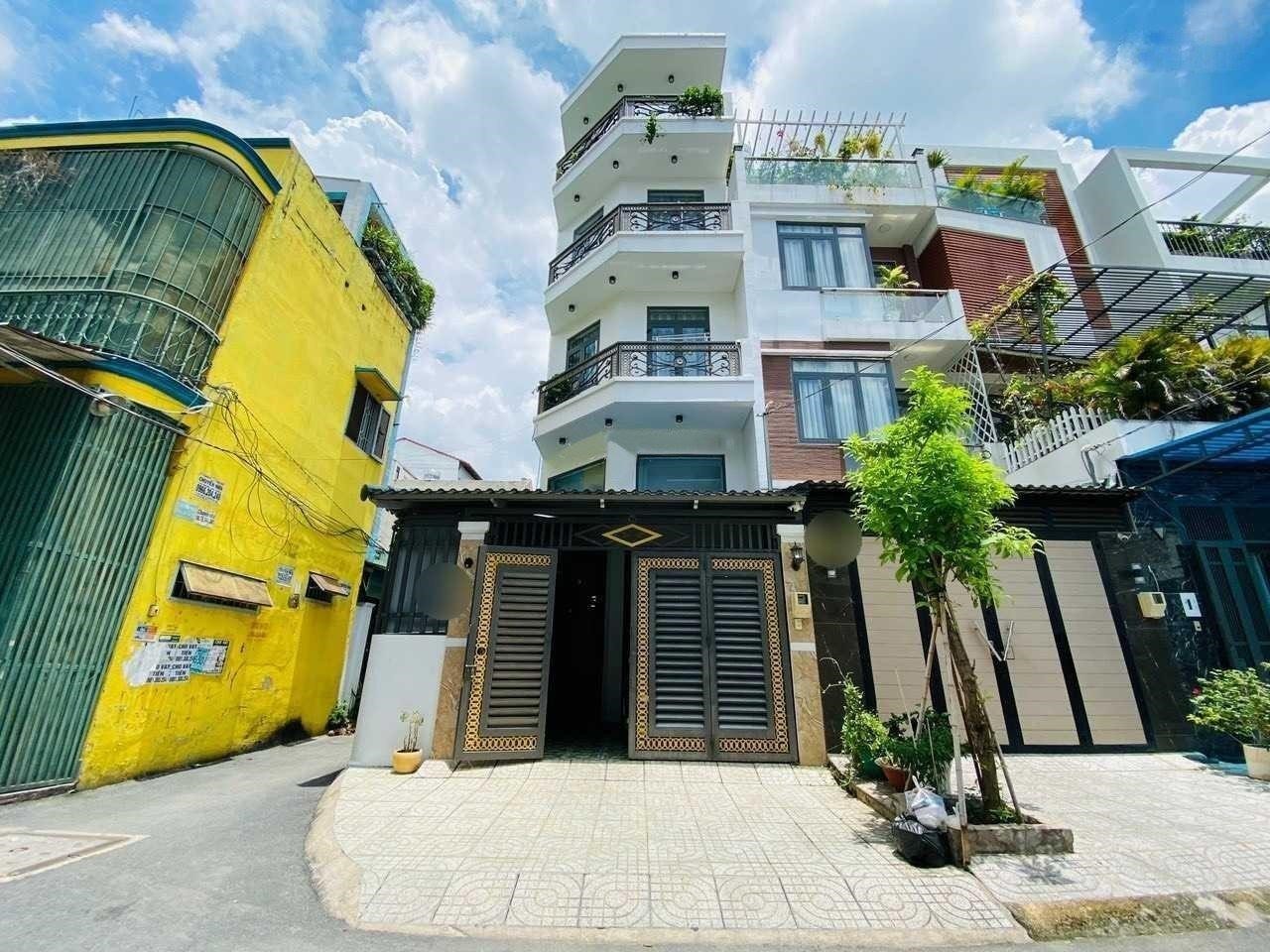 Nhà biệt thự tại đường Quang Trung quận Gò Vấp đang được rao bán Nhà biệt thự tại đường Quang Trung quận Gò Vấp đang được rao bán